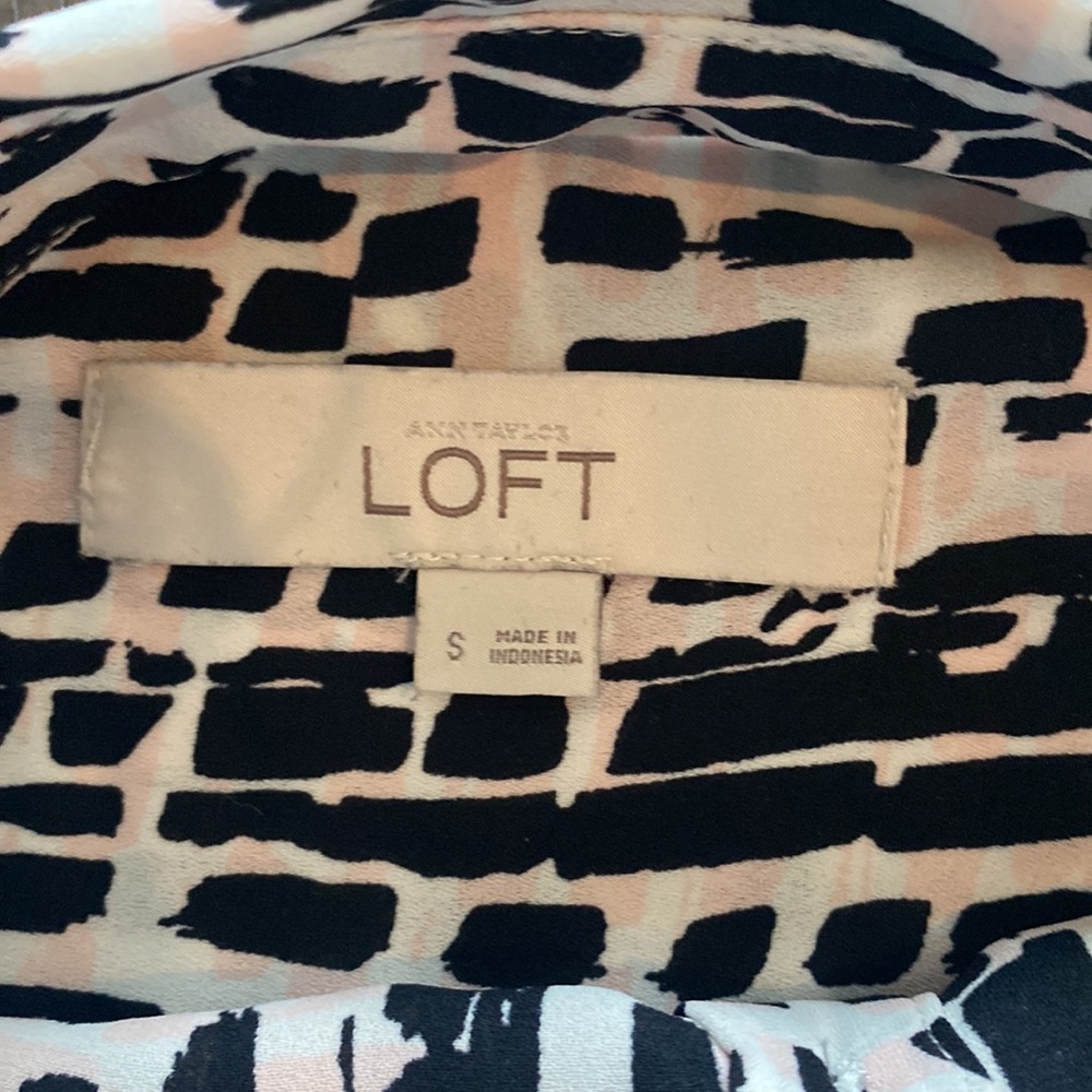 LOFT Pattern Button Down - Picture 2 of 7
